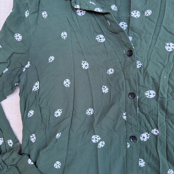 Anthropologie 11-1-Tylho Lakin Tunic Blouse Green Ladybug Insect Print Peplum S - Picture 5 of 8